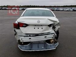 نيسان ألتيما